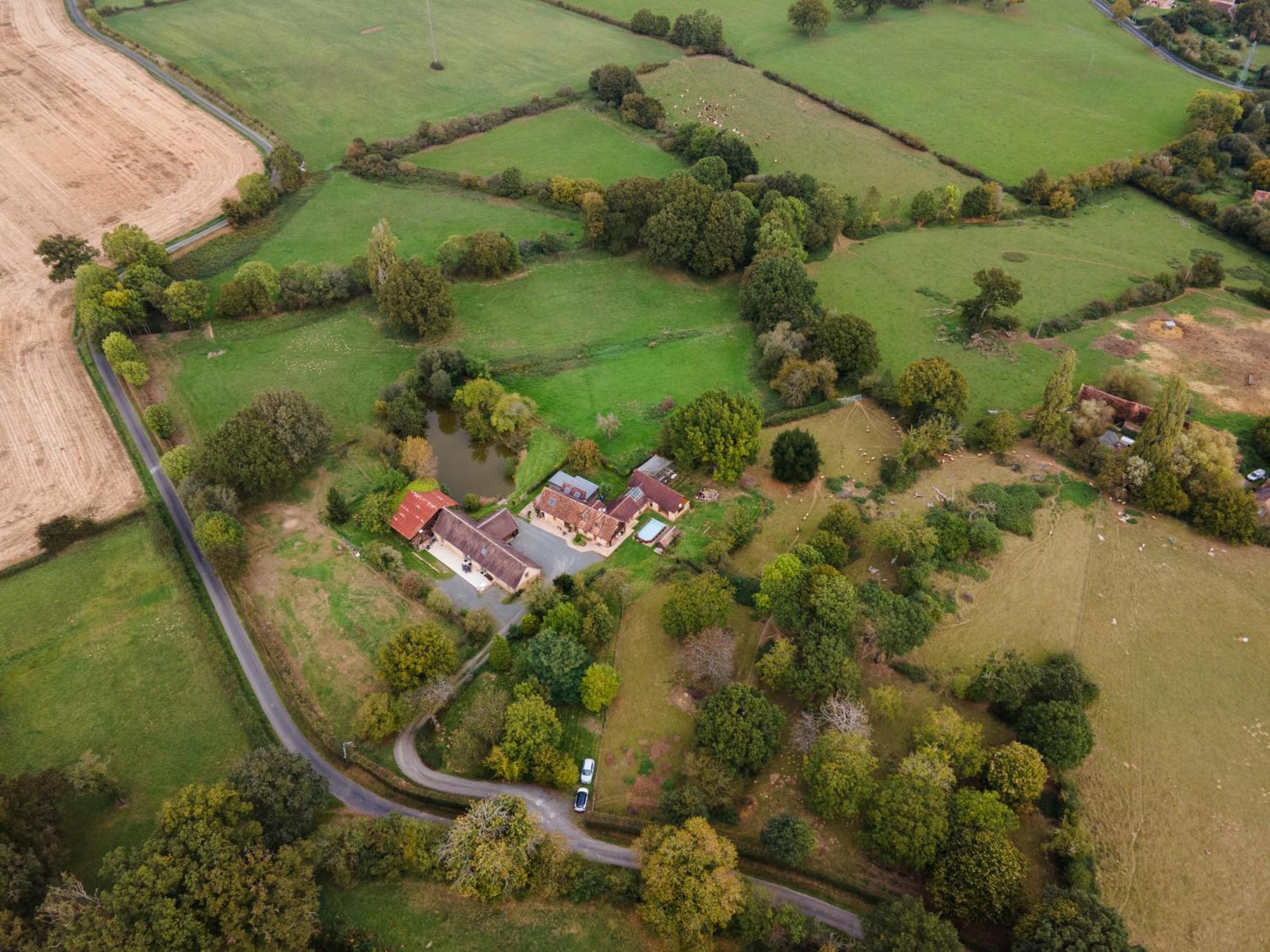 Villa 24H Le Mans - Les Haies Gite, Near Le Mans Circuit Coulans-sur-Gée Exterior foto